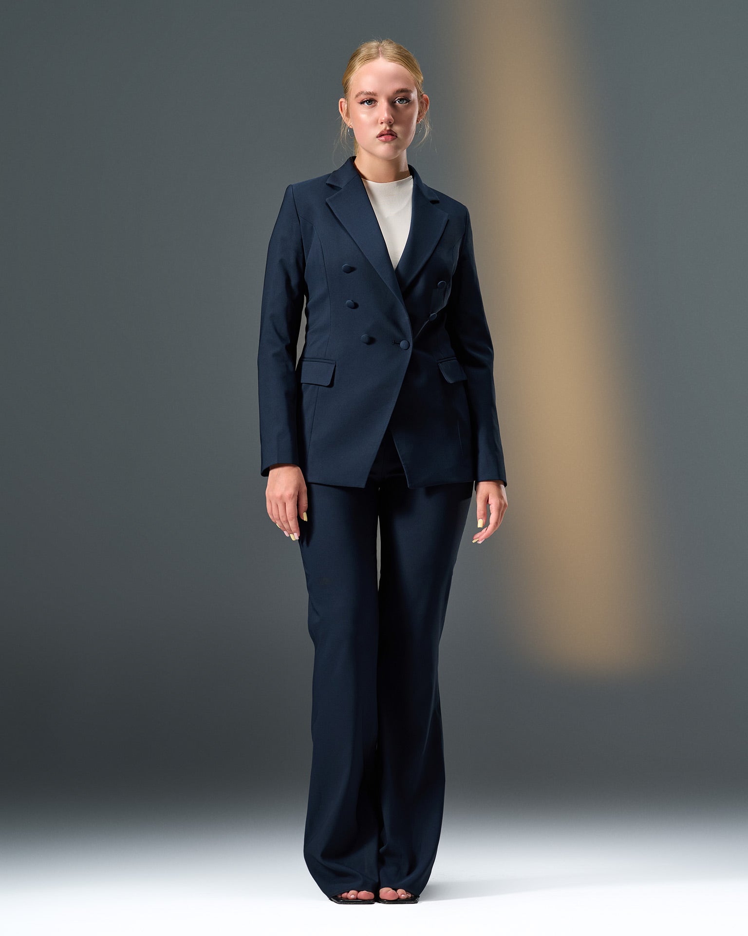 Monarch Tailored Suit – Navy Blue