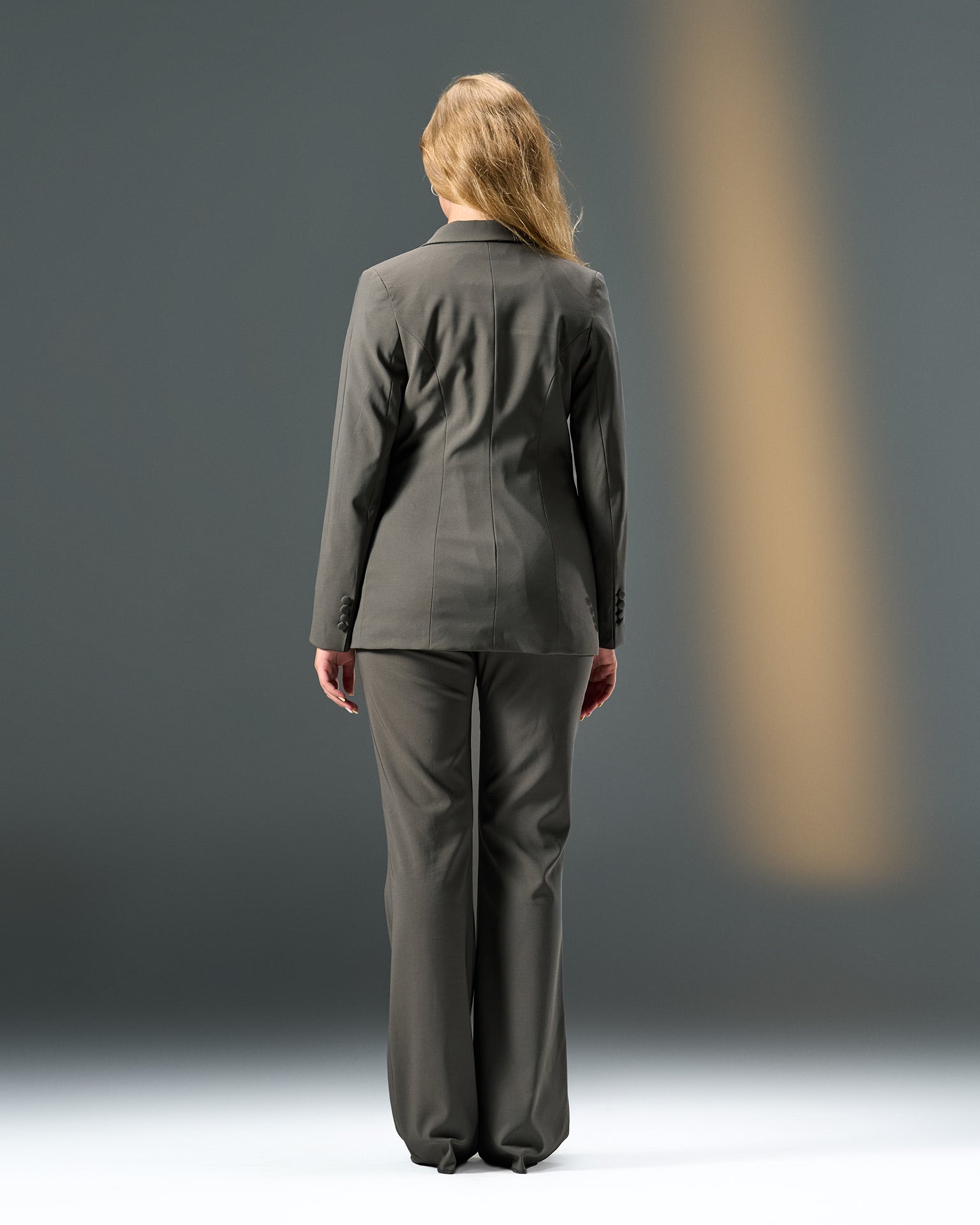Monarch Tailored Suit – Charcoal Grey