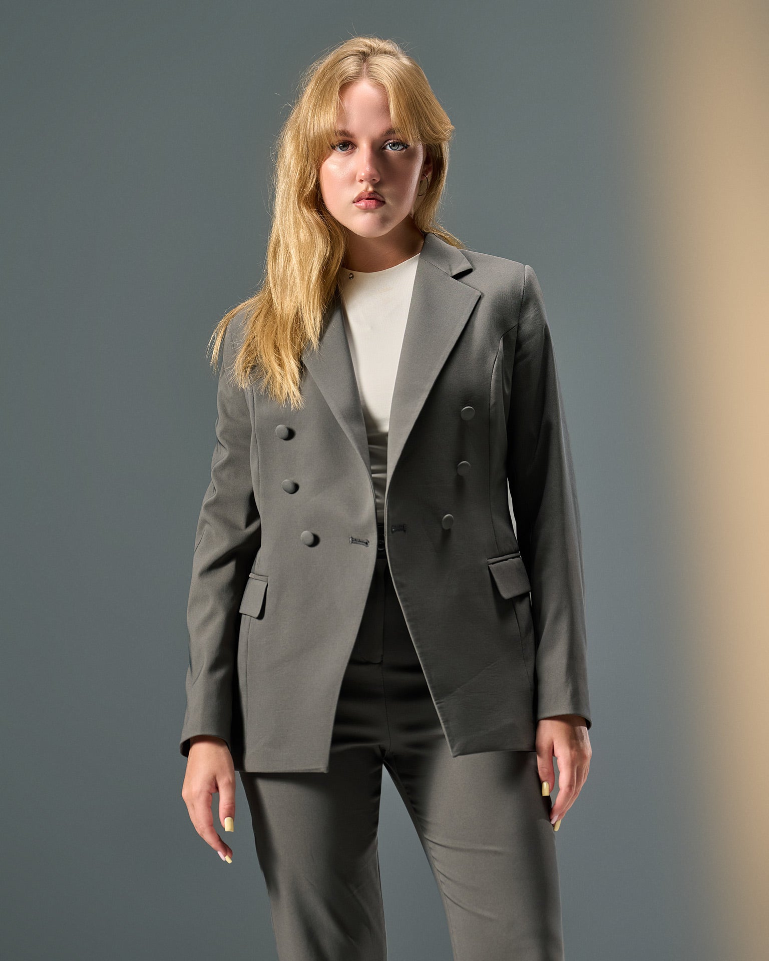 Monarch Tailored Suit – Charcoal Grey