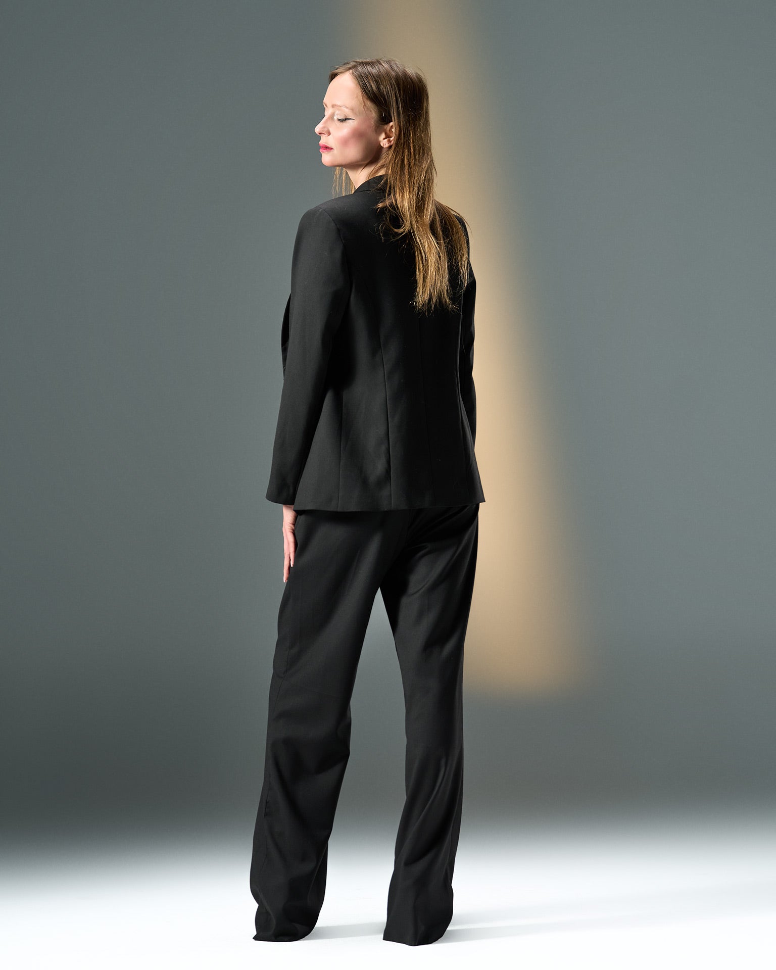 Prestige Three-Piece Suit – Black