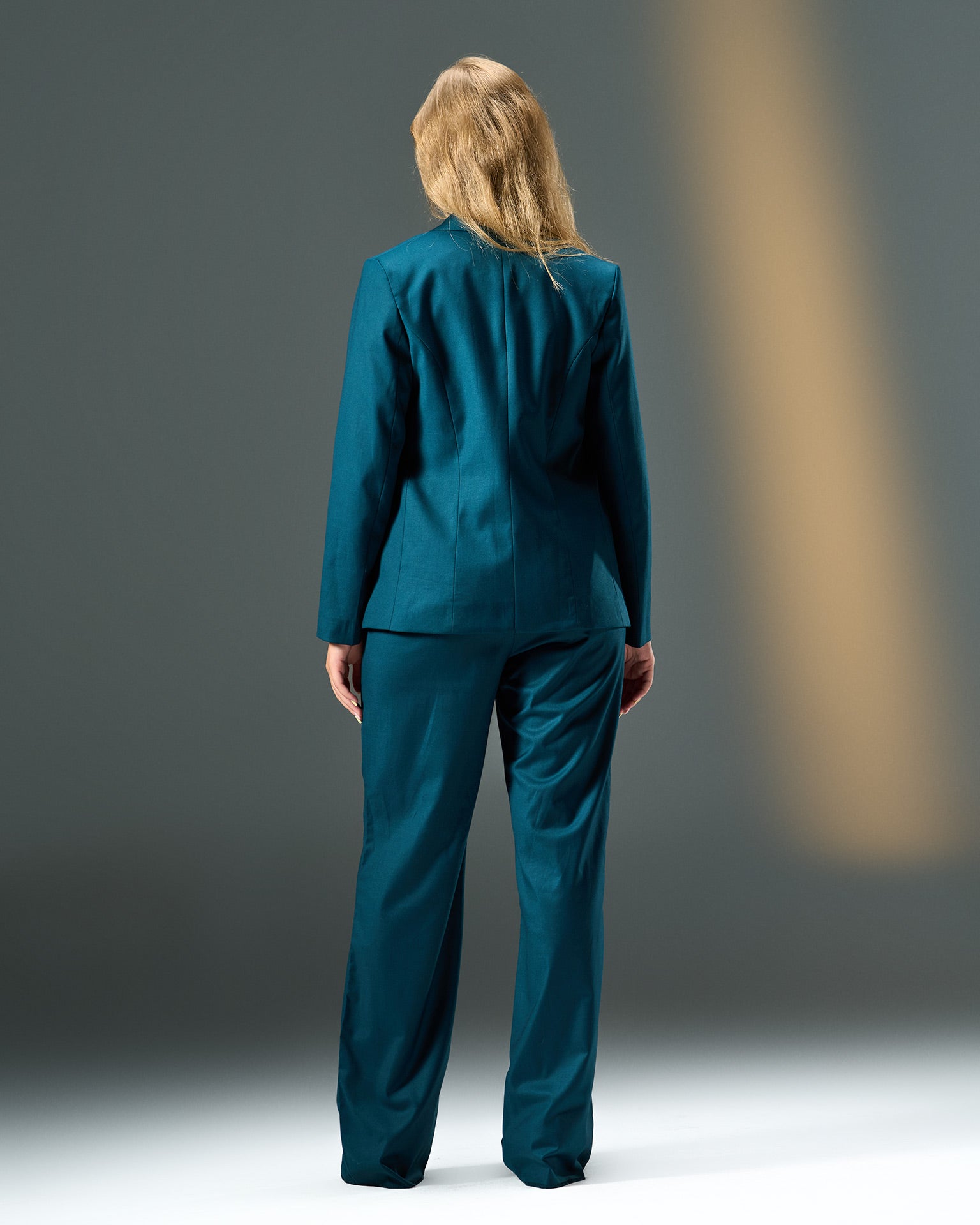 Prestige Three-Piece Suit – Teal