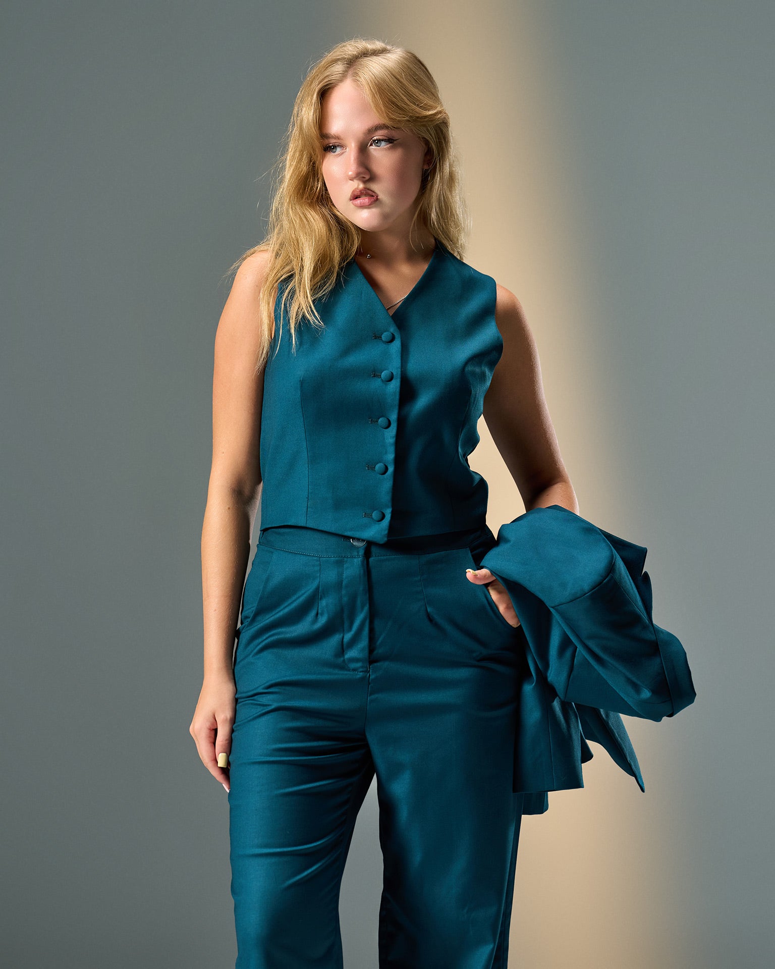 Prestige Three-Piece Suit – Teal