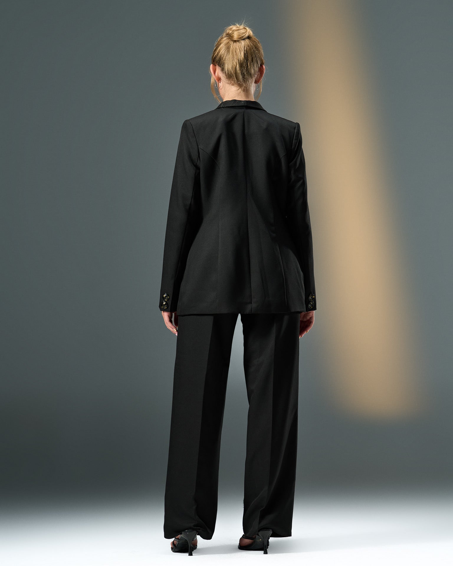 Prestige Tailored Suit – Black
