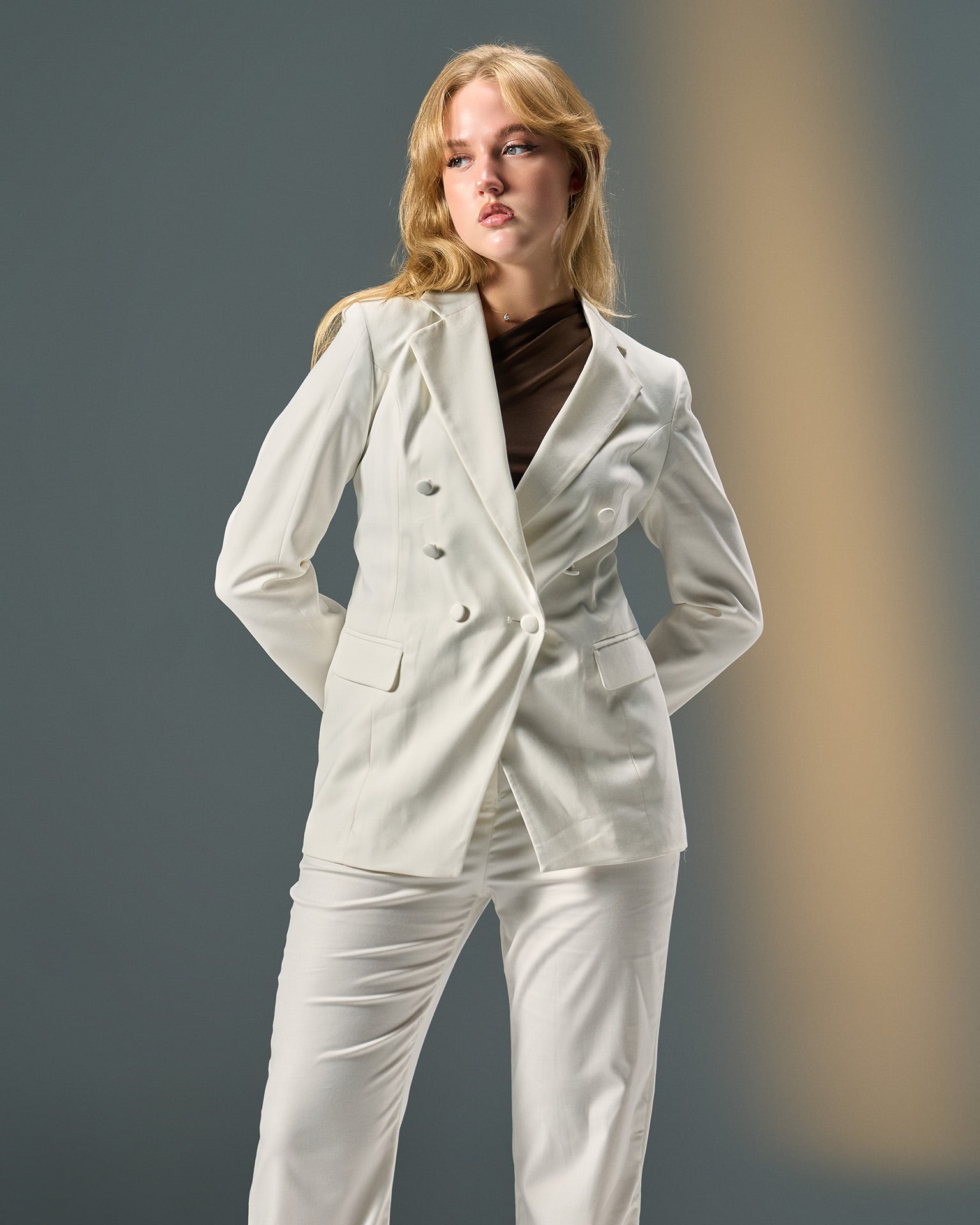 Linen Tailored Suit – Off-White