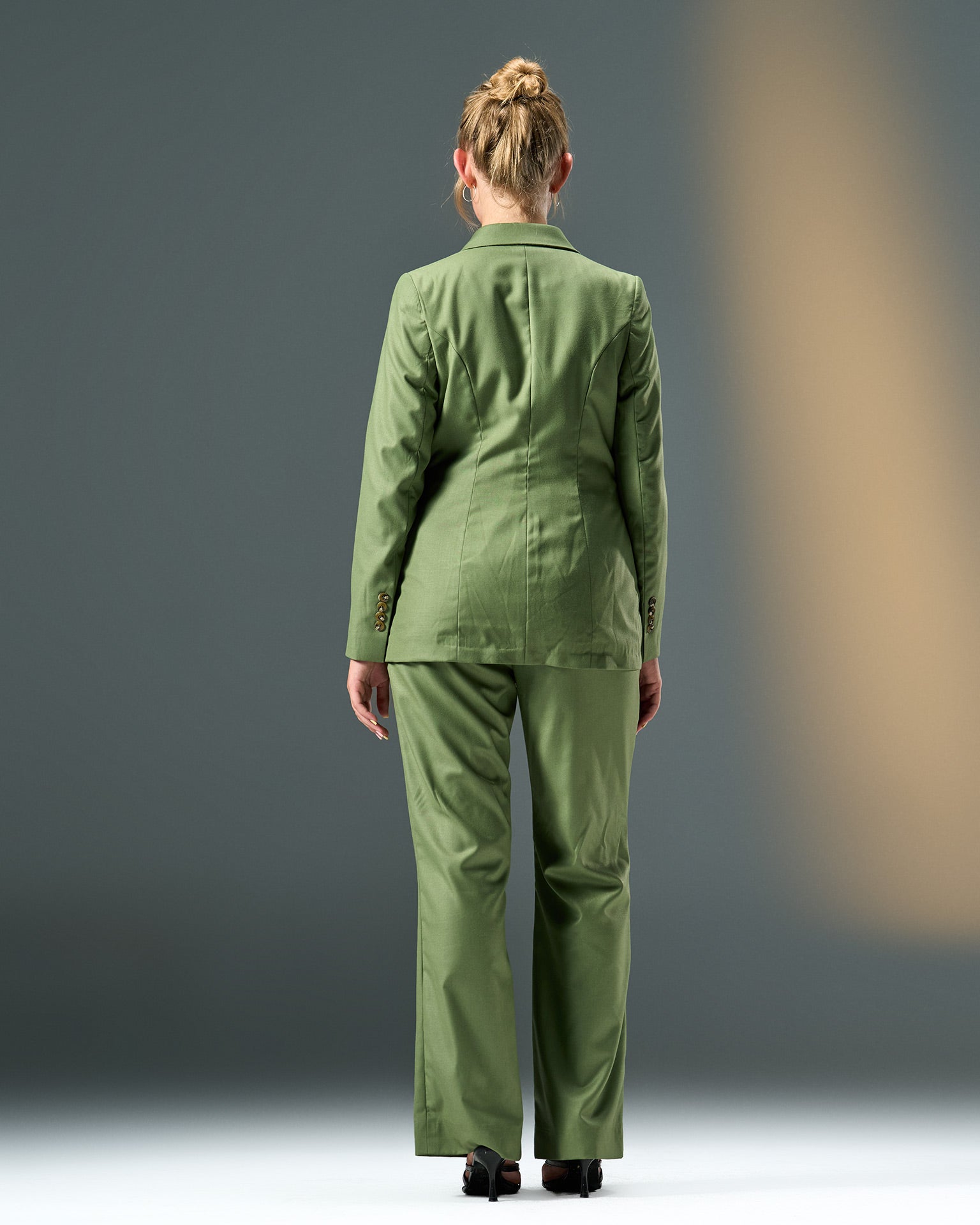 بدلة Linen Tailored – أخضر تفاحي