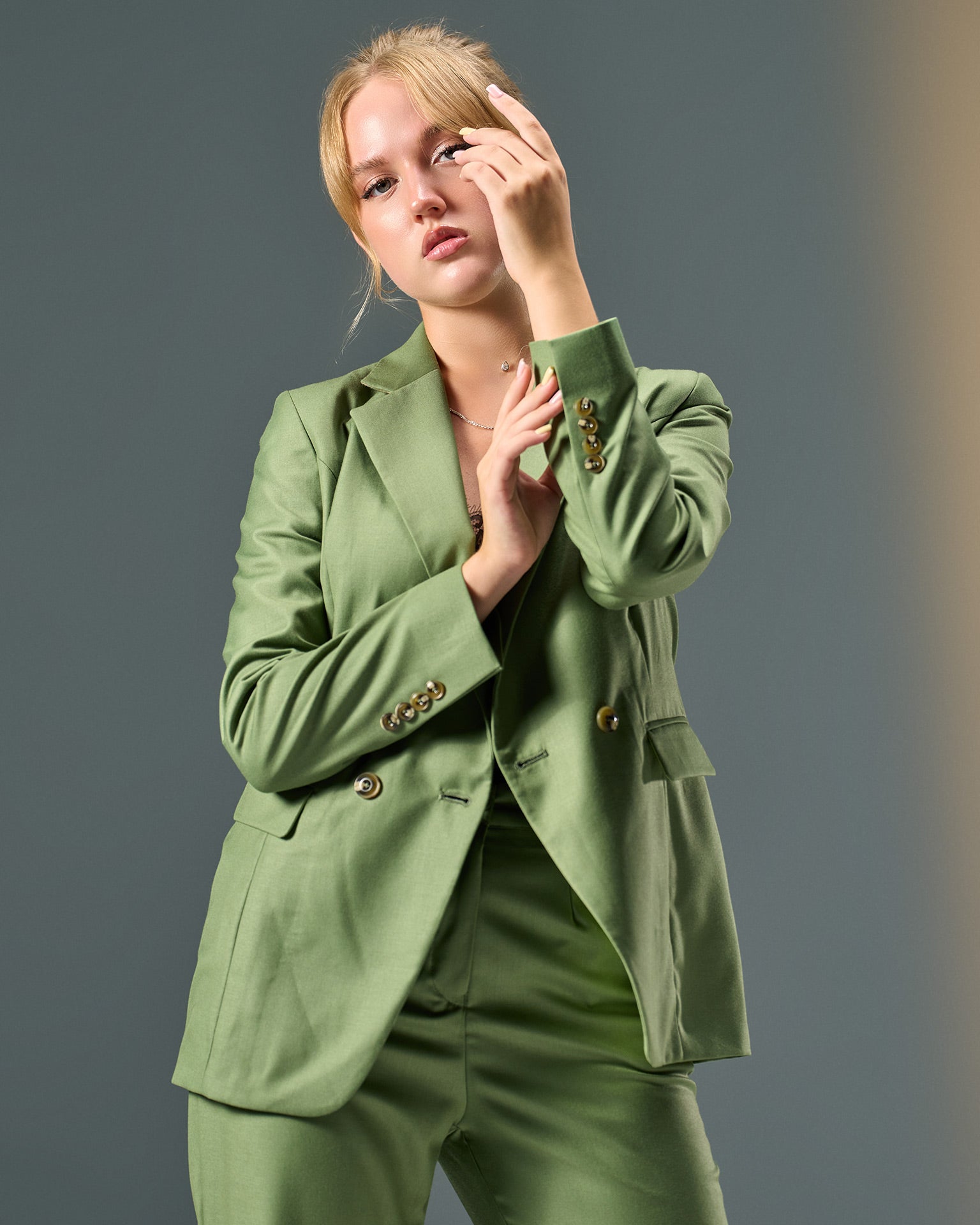 بدلة Linen Tailored – أخضر تفاحي